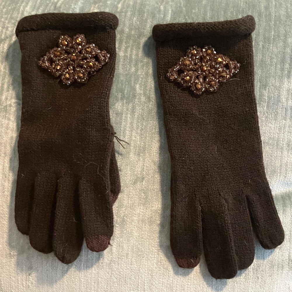 Elegant Brown knit Beaded Women's Gloves with gripped thumbs to text in cold